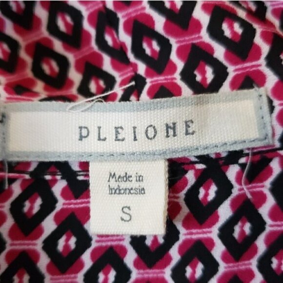 Pleione | Magenta Black Print Wrap Front Blouse Size Small - Picture 3 of 5
